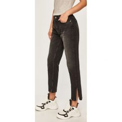 Pepe Jeans - Jeansy Mary Split Archive. Czarne jeansy damskie Pepe Jeans, l, z podwyższonym stanem. W wyprzedaży za 329,90 zł.
