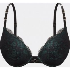 Biustonosz super push up - Czarny. Czarne biustonosze Reserved, bez wzorów. Za 69,99 zł.