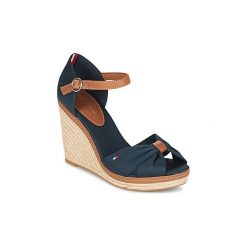 Sandały Tommy Hilfiger ELENA 56D. Niebieskie sandały damskie TOMMY HILFIGER, bez wzorów, bez obcasa, bez zapięcia. Za 311,20 zł.