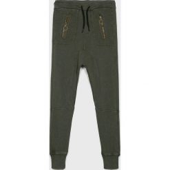 Blukids - Spodnie dziecięce 140-170 cm. Żółte spodnie chłopięce Blukids, z bawełny, casualowe. W wyprzedaży za 79,90 zł.