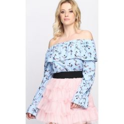 Niebieska Bluzka Sweet Symphony. Niebieskie bluzki asymetryczne Born2be, s, z długim rękawem. Za 59,99 zł.