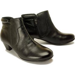 LANQIER 39C757 black, botki damskie. Czarne botki damskie Lanqier, ze skóry, bez obcasa, na obcasie, na zamek. Za 249,90 zł.