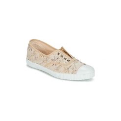 Buty Chipie JOPAT. Brązowe trampki i tenisówki damskie marki Chipie, bez wzorów, bez zapięcia. Za 143,20 zł.