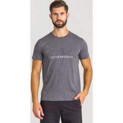 T-SHIRT EA7 EMPORIO ARMANI. Szare t-shirty męskie m, z nadrukiem, z bawełny, z okrągłym kołnierzem. Za 191,40 zł.