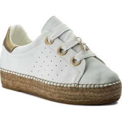 Espadryle PATRIZIA PEPE - 2V7757/A229-X1VM White/Gold. Białe espadryle damskie Patrizia Pepe, z aplikacjami, ze skóry ekologicznej, bez obcasa, na koturnie. W wyprzedaży za 499,00 zł.