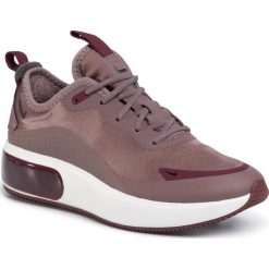 Buty NIKE - Air Max Dia AQ4312 201 Plum Eclipse/Black. Fioletowe półbuty damskie Nike, na co dzień, bez wzorów, z tworzywa sztucznego, bez obcasa, na płaskiej podeszwie, bez zapięcia. Za 499,00 zł.