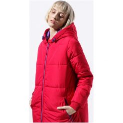 Confront Kurtka Zimowa Silvia Red Jkt , czerwony, rozmiar XS. Czerwone kurtki damskie Confront, na zimę, s, z aplikacjami, z materiału, bez kaptura. W wyprzedaży za 199,99 zł.