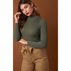 NA-KD Trend Sweter z golfem - Green. Zielone swetry damskie marki NA-KD Trend, bez wzorów, z materiału, bez rękawów, długie, bez kaptura. Za 141,95 zł.