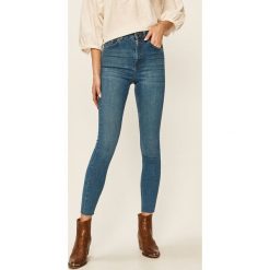 Answear - Jeansy. Niebieskie jeansy damskie ANSWEAR, s, bez wzorów, z elastanu, z podwyższonym stanem. Za 129,90 zł.