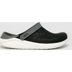 Crocs - Klapki. Czarne kapcie męskie Crocs, z materiału, bez zapięcia. Za 239,90 zł.