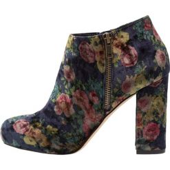 Botki damskie: Madden Girl PARTY Botki na obcasie navy/multicolor
