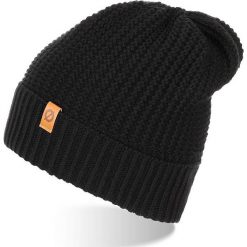 Czapka męska zimowa beanie czarna Brodrene CZ14 - Czarny. Czarne czapki męskie Brødrene, na zimę, bez wzorów, z materiału, eleganckie. Za 45,99 zł.
