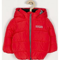 Name it - Kurtka dziecięca 80-110 cm. Czerwone kurtki chłopięce Name it, bez wzorów, z poliesteru, krótkie, z kapturem. Za 159,90 zł.