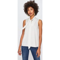 Vero Moda - Top. Czarne bluzki damskie Vero Moda, s, bez wzorów, z wiskozy, bez kołnierzyka, bez rękawów. W wyprzedaży za 49,90 zł.