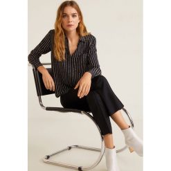 Mango - Koszula. Czarne bluzki damskie Mango, xs, bez wzorów, z wiskozy, casualowe, bez kołnierzyka, z długim rękawem. W wyprzedaży za 69,90 zł.