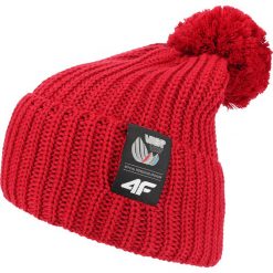 Czapka uniseks 4Hills CAU101 - czerwony. Czerwone czapki damskie z aplikacjami, z wełny. W wyprzedaży za 59,99 zł.