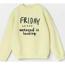 Bluza dresowa z napisem - Zielony. Zielone bluzy damskie Reserved, z napisami, z dresówki, bez rękawów, bez kaptura. Za 45,99 zł.