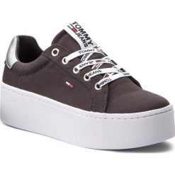 Sneakersy damskie: Sneakersy TOMMY JEANS – Flatform Sneaker EN0EN00237 Midnight 403