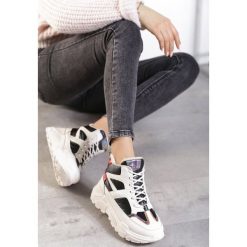 Czarne Sneakersy Theodora. Białe sneakersy damskie Born2be, z tkaniny. Za 109,99 zł.