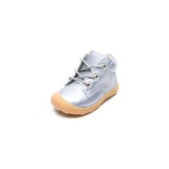 Pepino Buty do nauki chodzenia Corbi Metallic silber (średnie) - szary - Gr.Moda (6 - 24 miesięcy ). Szare buciki niemowlęce chłopięce marki Pepino. Za 199,00 zł.