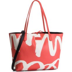 Torebka DESIGUAL - 19SAXP38 3000. Czerwone torebki klasyczne damskie Desigual, bez wzorów, ze skóry ekologicznej, klasyczne, na ramię, bez dodatków. W wyprzedaży za 199,00 zł.