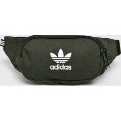 Adidas Originals - Nerka. Zielone walizki marki adidas Originals, w paski, z poliesteru, małe. Za 119,90 zł.