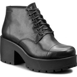Botki VAGABOND - Dioon 4247-301-20 Black. Czarne botki damskie na obcasie marki Vagabond, z materiału, z okrągłym noskiem. W wyprzedaży za 309,00 zł.