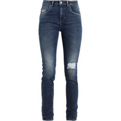 LTB LINA Jeansy Slim Fit grey denim. Szare rurki damskie marki LTB, z elastanu. W wyprzedaży za 269,10 zł.