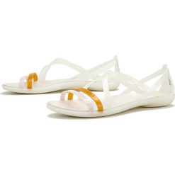 Crocs Isabella Strappy 204915-159. Klapki damskie Crocs, w paski, street, bez obcasa, z paskami. W wyprzedaży za 139,99 zł.