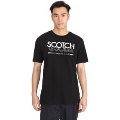 Scotch & Soda Koszulka Czarny. Czarne podkoszulki męskie Scotch & Soda, l, z nadrukiem, z bawełny, bez kołnierzyka, krótkie. Za 131,95 zł.
