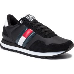 Sneakersy TOMMY JEANS - Lifestyle Sneaker EM0EM00338 Black 990. Czarne sneakersy męskie Tommy Jeans, bez zapięcia. Za 399,00 zł.