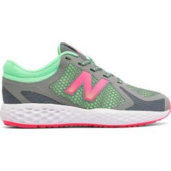 NEW BALANCE Buty dziecięce KJ720GGY. Buty dziewczęce sportowe New Balance, bez wzorów, bez zapięcia. Za 136,00 zł.