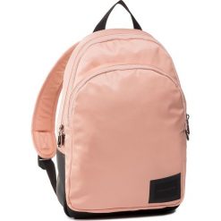 Plecak CALVIN KLEIN JEANS - Ckj Sleek Nylon Campus Bp 35 K60K606595 TCQ. Różowe torby męskie sportowe Calvin Klein Jeans, bez wzorów, z jeansu, sportowe. W wyprzedaży za 359,00 zł.