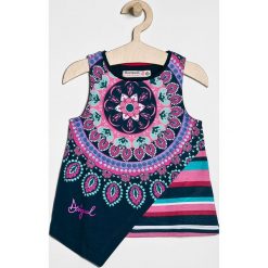 Desigual - Top dziecięcy 104-164 cm. Bluzki dziewczęce Desigual, z nadrukiem, z bawełny, z okrągłym kołnierzem, bez rękawów, bez kaptura. W wyprzedaży za 79,90 zł.
