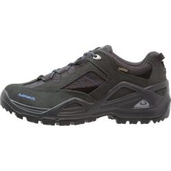 Lowa SIRKOS GTX Półbuty trekkingowe grau/blau. Szare buty sportowe męskie marki Lowa, ze skóry, bez zapięcia, outdoorowe. Za 559,00 zł.
