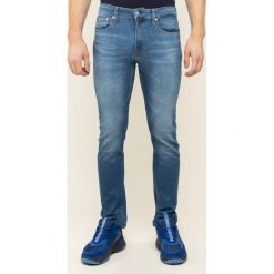 Jeansy Slim Fit Calvin Klein Jeans J30J314345. Niebieskie jeansy męskie Calvin Klein Jeans, m, bez wzorów, z elastanu. W wyprzedaży za 359,00 zł.