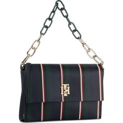 Torebka TOMMY HILFIGER - Th Saffiano Crossover AW0AW07317 0IG. Niebieskie torebki klasyczne damskie TOMMY HILFIGER, bez wzorów, ze skóry ekologicznej, klasyczne, bez dodatków. Za 649,00 zł.