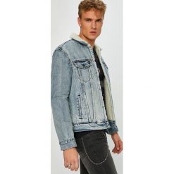 Levi's - Kurtka. Niebieskie płaszcze przejściowe męskie Levi's®, s, bez wzorów, z bawełny, krótkie, bez kaptura. Za 469,90 zł.