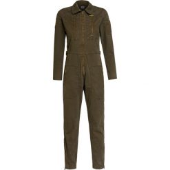 Kombinezon AERONAUTICA MILITARE. Zielone kombinezony damskie Aeronautica Militare, na co dzień, z aplikacjami, z tkaniny, militarne, bez kołnierzyka, z długim rękawem, długie. Za 1720,00 zł.