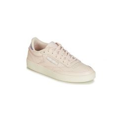 Buty Reebok Classic CLUB C 85. Różowe trampki i tenisówki damskie marki Reebok Classic, bez wzorów, bez zapięcia. Za 439,00 zł.