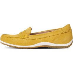 Geox mokasyny damskie Vega Moc 38 żółty. Żółte mokasyny damskie Geox, z zamszu. W wyprzedaży za 299,00 zł.