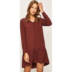 Vero Moda - Sukienka. Czarne sukienki damskie Vero Moda, na co dzień, s, bez wzorów, z poliesteru, casualowe, bez kołnierzyka, z długim rękawem, długie, mini, rozkloszowane. W wyprzedaży za 119,90 zł.