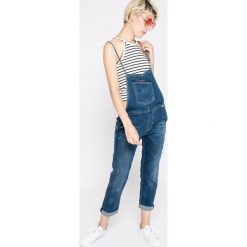 Guess Jeans - Ogrodniczki. Niebieskie ogrodniczki damskie jeansowe marki Guess Jeans. W wyprzedaży za 259,90 zł.
