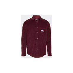 Koszule z długim rękawem Tommy Jeans DM0DM07131 CORD SHIRT SHIRT m__czyzna BURGUNDY. Czerwone koszule męskie Tommy Jeans, xl, bez wzorów, z jeansu, bez kołnierzyka, z długim rękawem. Za 313,05 zł.