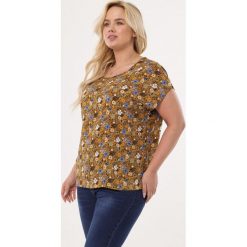 Żółta Bluzka Self Motivation. Żółte bluzki damskie Born2be, xl, w kwiaty, klasyczne, z okrągłym kołnierzem, z krótkim rękawem. Za 19,99 zł.