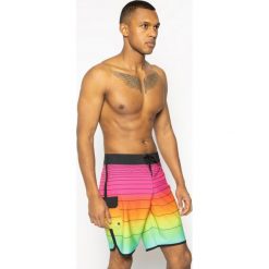 Szorty materiałowe Billabong 73 Stripe Pro S1BS36 BIP0. Spodenki i szorty męskie Billabong, s, bez wzorów, z elastanu. W wyprzedaży za 209,00 zł.