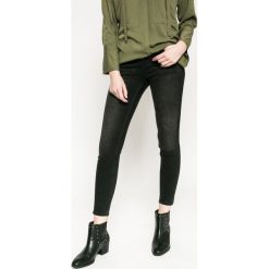 Medicine - Jeansy Rebel Forest. Czarne jeansy damskie marki MEDICINE. W wyprzedaży za 59,90 zł.
