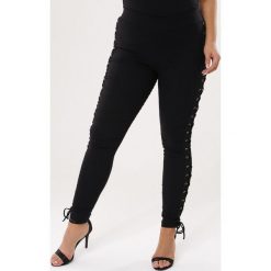 Czarne Legginsy Rival. Czarne legginsy damskie Born2be, s, bez wzorów, z dzianiny. Za 34,99 zł.
