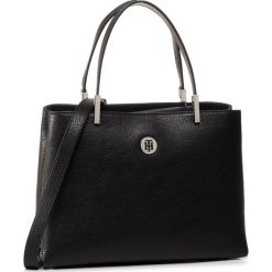 Torebka TOMMY HILFIGER - Th Core Med Satchel AW0AW07969 BDS. Czarne torebki klasyczne damskie TOMMY HILFIGER, bez wzorów, ze skóry ekologicznej, eleganckie, bez dodatków. W wyprzedaży za 449,00 zł.