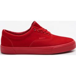 Trampki - Czerwony. Czerwone trampki męskie Cropp. W wyprzedaży za 39,99 zł.